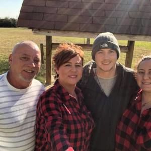 Meet your Posher, Tina